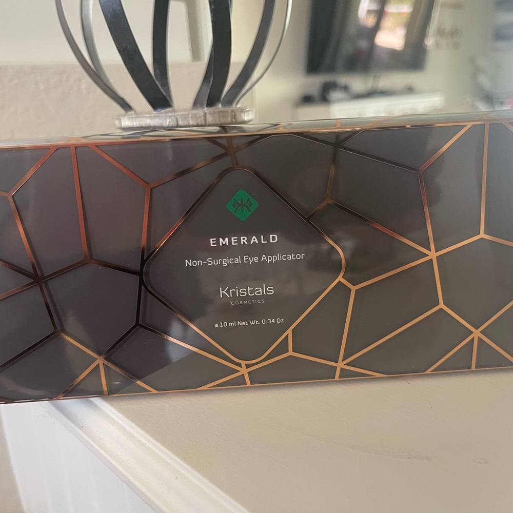 EMERALD Selected Non-Surgical Eye Applicator